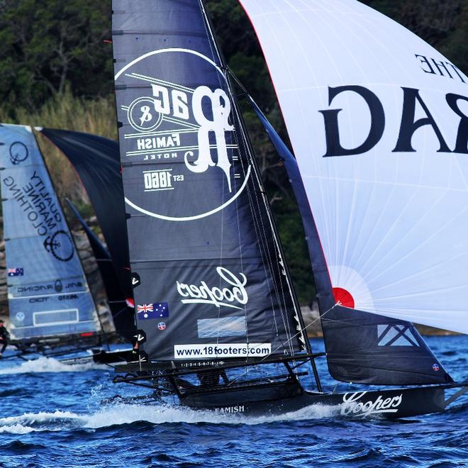 Race 4 – Coopers-Rag and Famish Hotel on the tight run into Rose Bay – 18ft Skiffs Spring Championship ©  Frank Quealey / Australian 18 Footers League